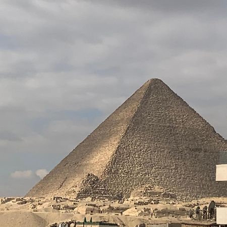 Abo Stait - Pyramid View Homestay Kafrat al Jabal Bagian luar foto